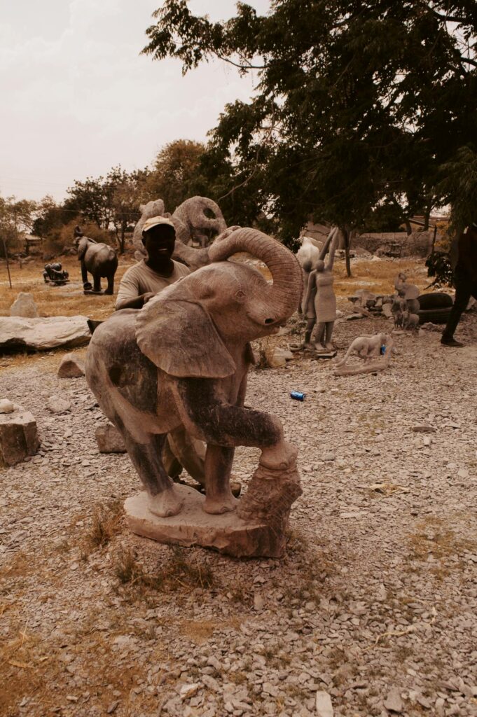 tiripo-african-art-skulpturen tiripo-african-art-skulpturen